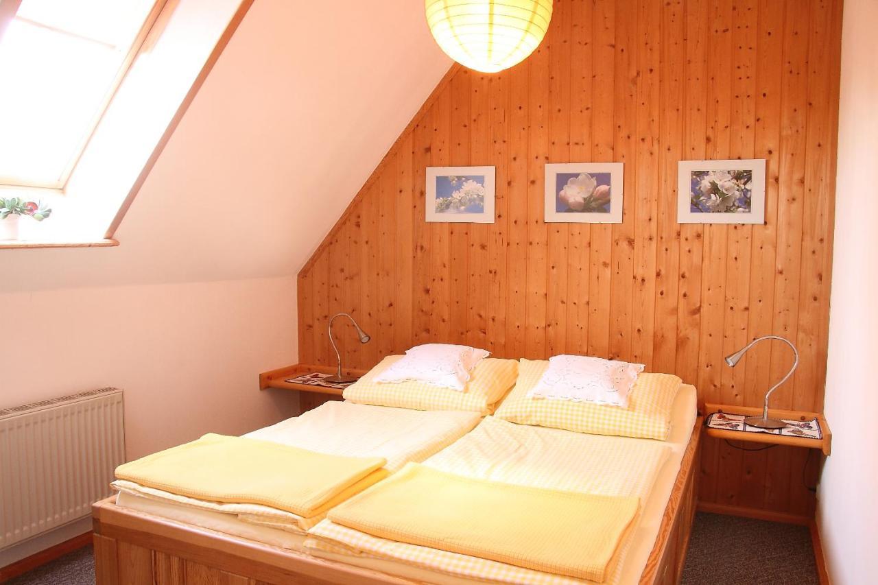 Ferienwohnungen Im Altbauernhaus Hohendorf  エクステリア 写真